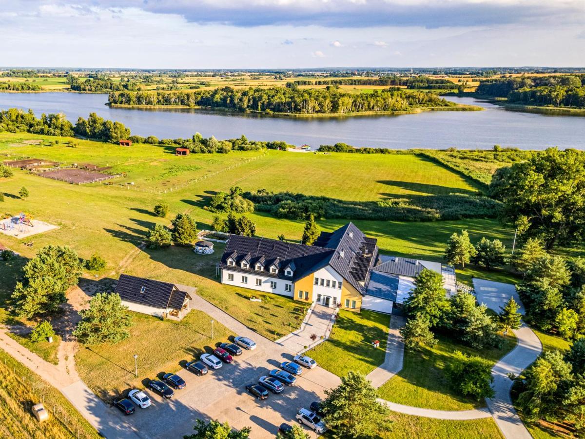 Pensjonat Zielone Wzgorze Lipiany Exterior foto
