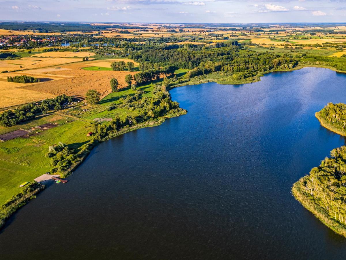 Pensjonat Zielone Wzgorze Lipiany Exterior foto